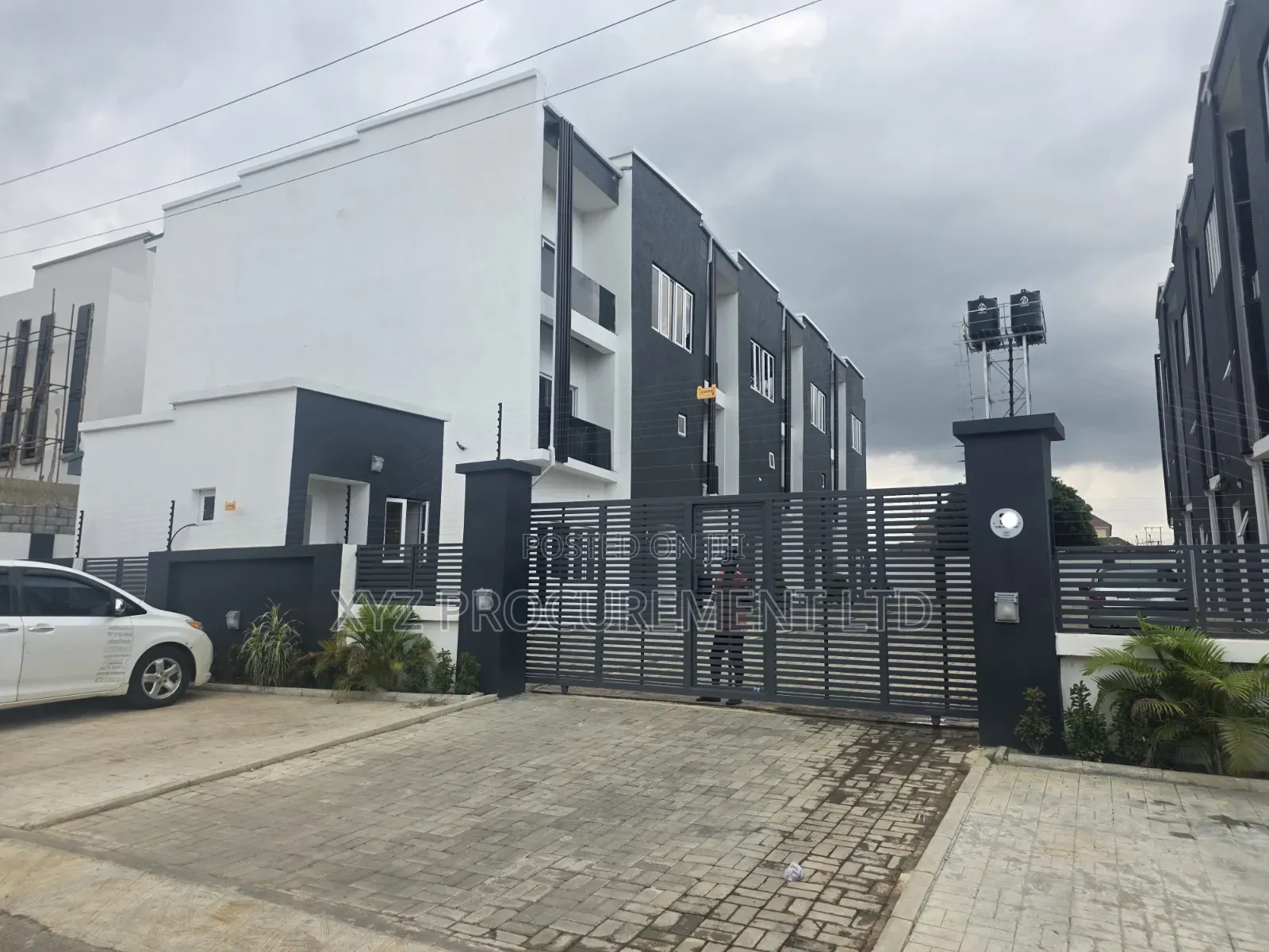 5bdrm Townhouse/Terrace in Jahi for sale in Jahi