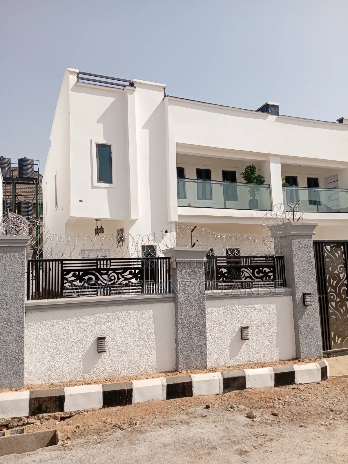 4bdrm Duplex in Along Von Estate, Sabon Lugbe for sale in Sabon Lugbe