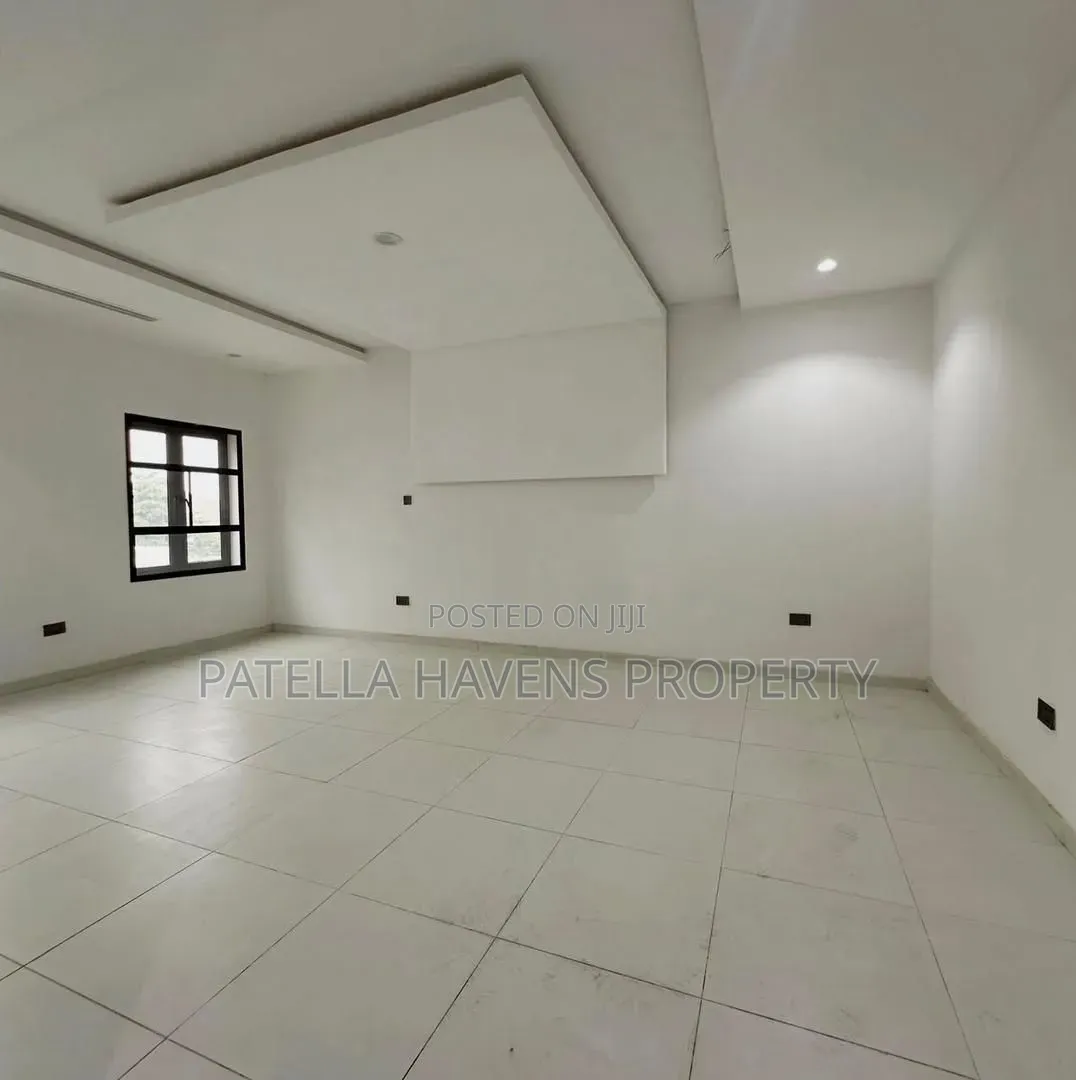 4bdrm Duplex in Wuye for sale in Wuye