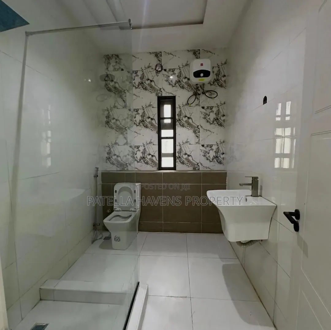 4bdrm Duplex in Wuye for sale in Wuye