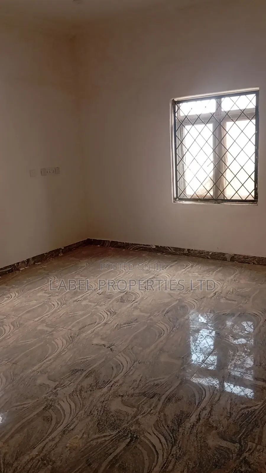 3bdrm Block of Flats in Standard Estate for rent in Galadimawa