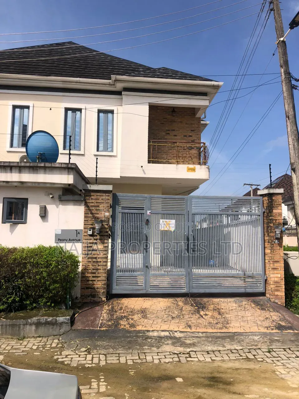 4bdrm Duplex in Ikota for rent in Ikota