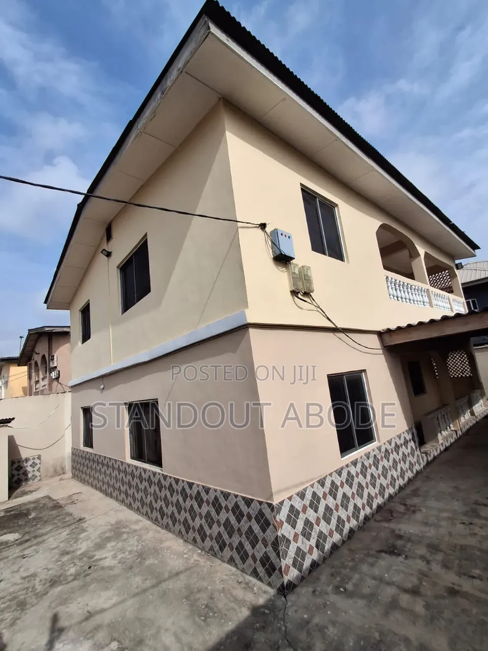 3bdrm Block of Flats in Good Location, Cement for sale in Cement