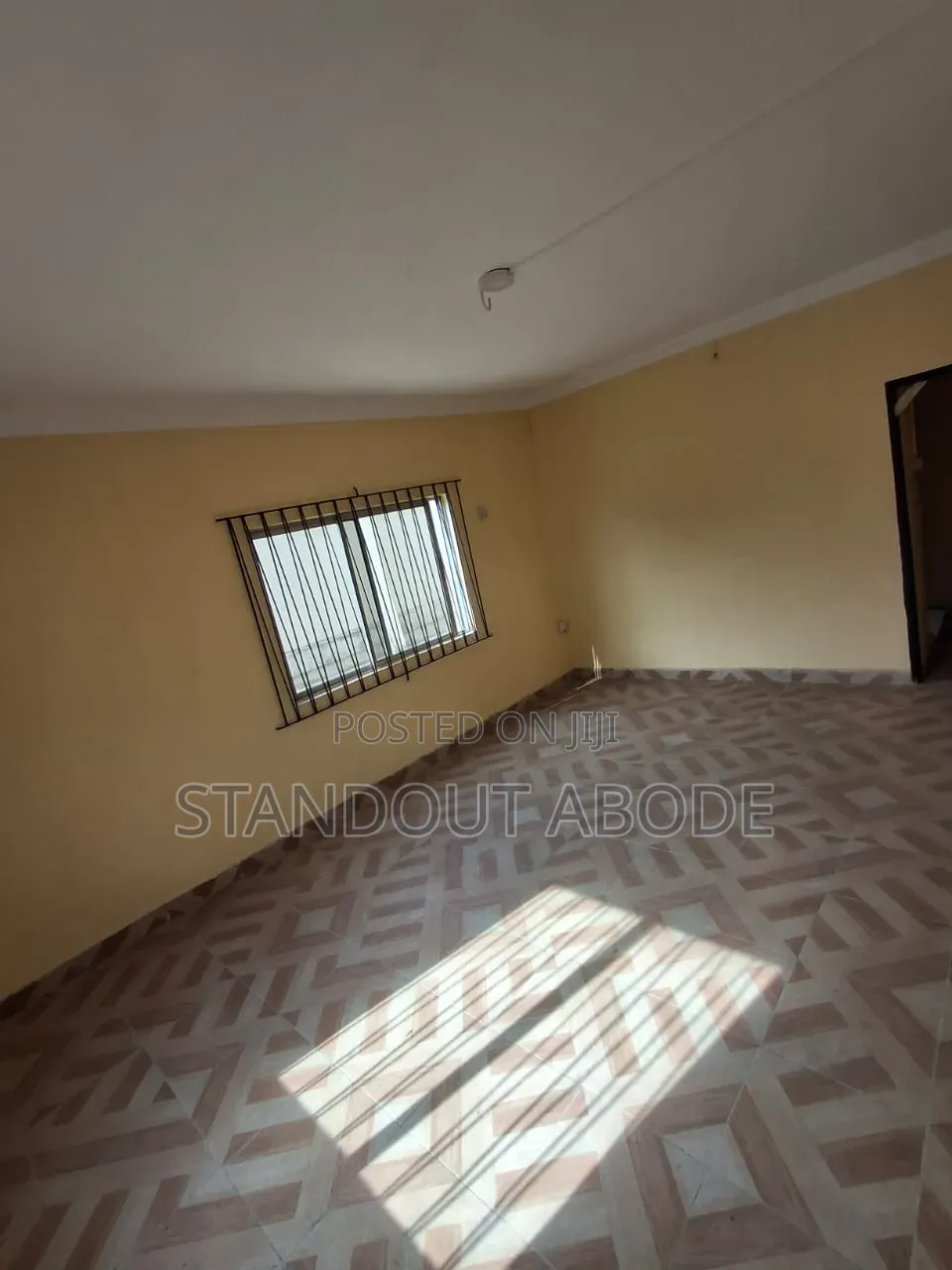 3bdrm Block of Flats in Good Location, Cement for sale in Cement