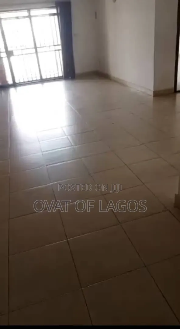 3bdrm Apartment in Lekki Phase 1 for rent in Lekki Phase 1