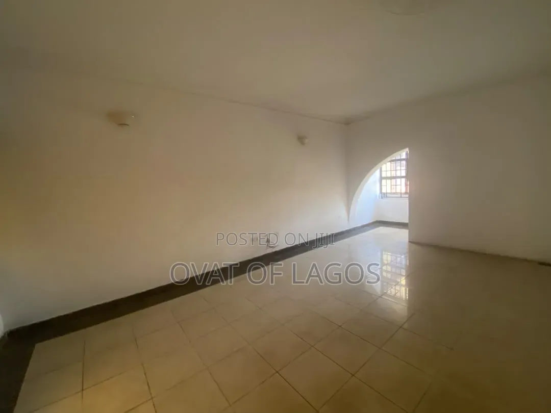 3bdrm Apartment in Lekki Phase 1 for rent in Lekki Phase 1