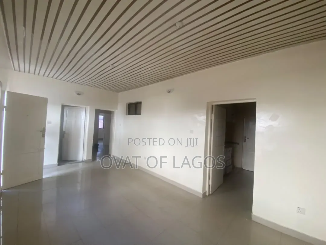 3bdrm Apartment in Lekki Phase 1 for rent in Lekki Phase 1