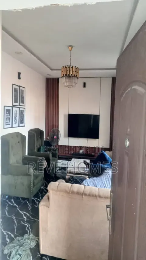 2bdrm Block of Flats in Alagomeji for rent in Alagomeji