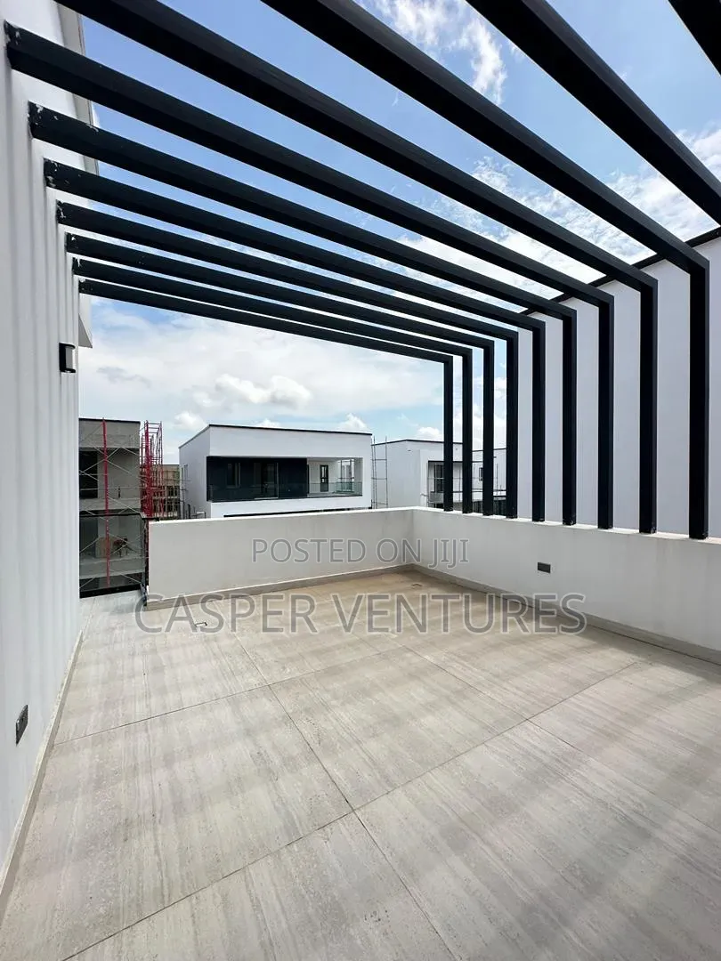 6bdrm Duplex in Admiralty, Lekki Phase 1 for sale in Lekki Phase 1