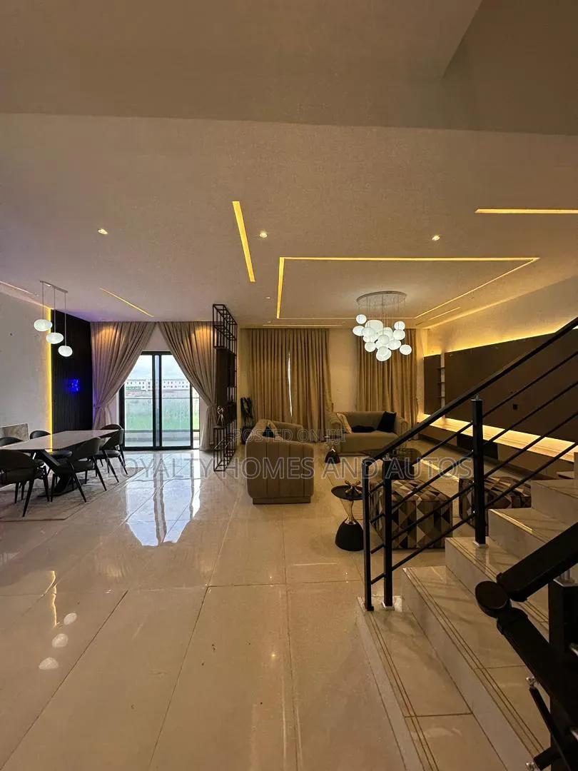 4bdrm Duplex in Lekki Phase 1 for sale in Lekki Phase 1