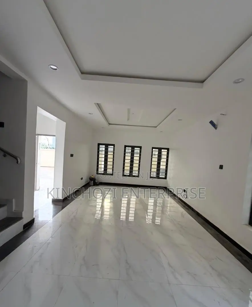 3bdrm Duplex in Rockvale Manors, Zone B for rent in Zone B