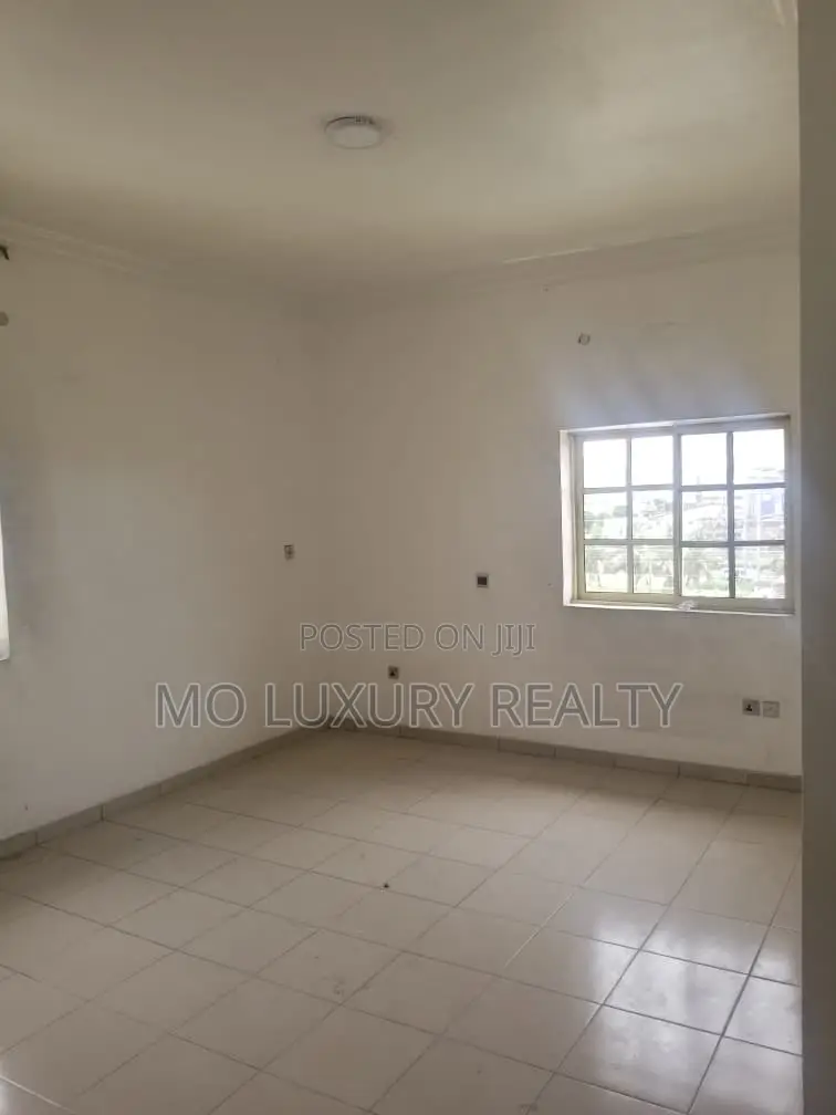 3bdrm Apartment in Ikate-Elegushi for rent in Ikate-Elegushi