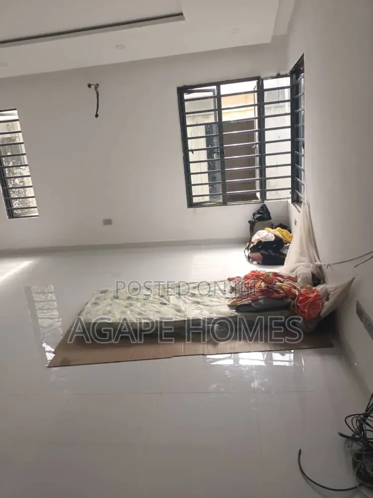 4bdrm Duplex in Opebi for sale in Opebi