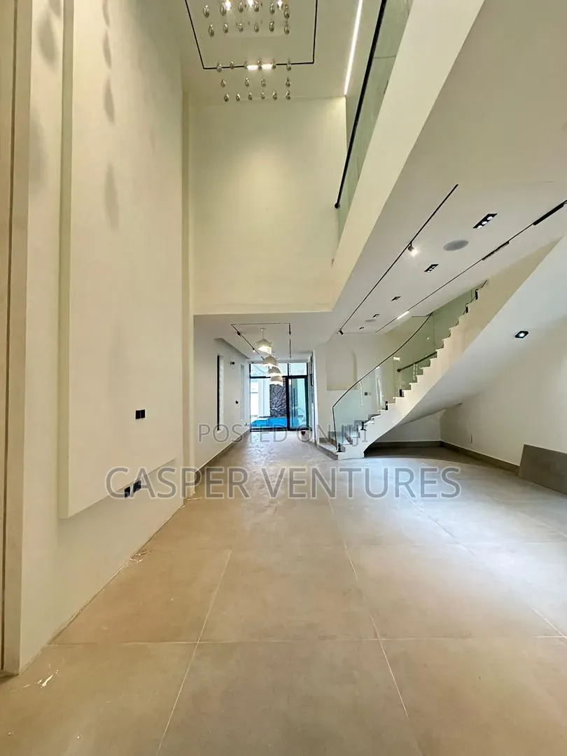 5bdrm House in Freedom Way, Lekki Phase 1 for sale in Lekki Phase 1