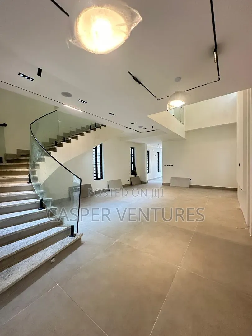 5bdrm House in Freedom Way, Lekki Phase 1 for sale in Lekki Phase 1