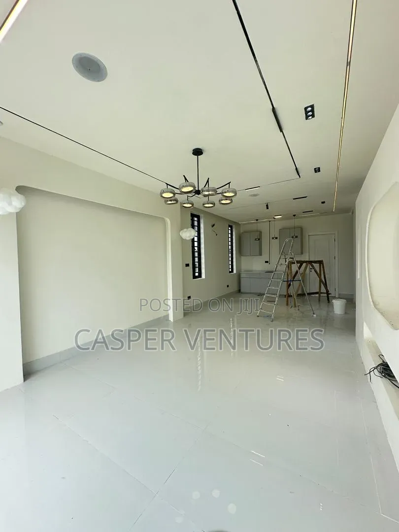 5bdrm House in Freedom Way, Lekki Phase 1 for sale in Lekki Phase 1