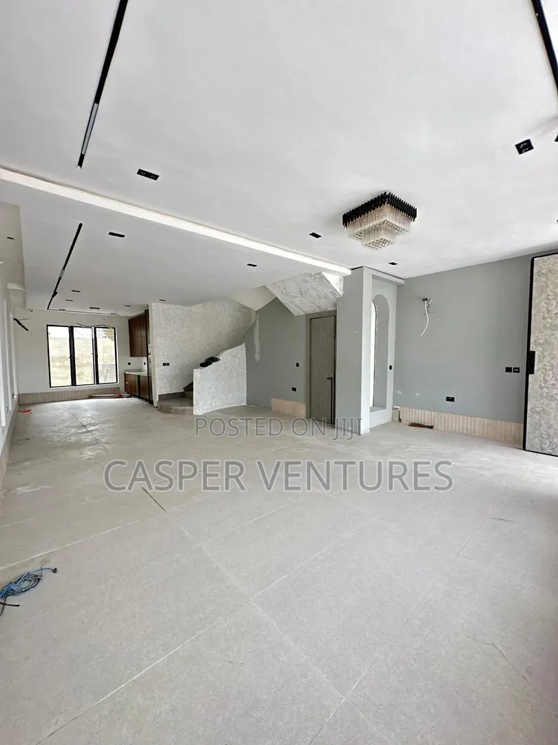 5bdrm Duplex in Osborne for sale in Osborne Foreshore Estate