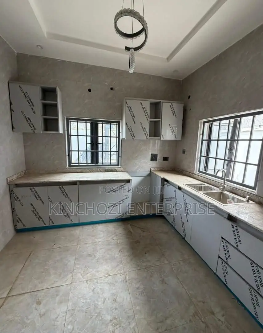 4bdrm Duplex in Apo Abuja, Zone B for rent in Zone B