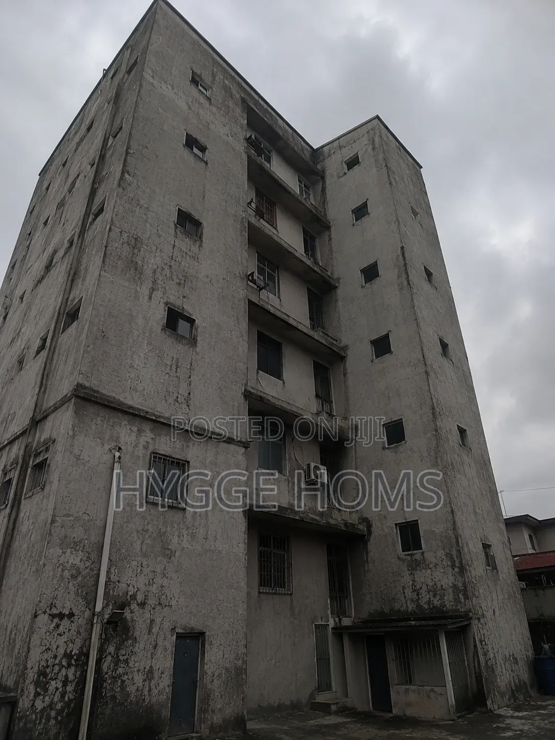 Landmark Commercial Office Building | Prime Funsho Williams Avenue in Iponri
