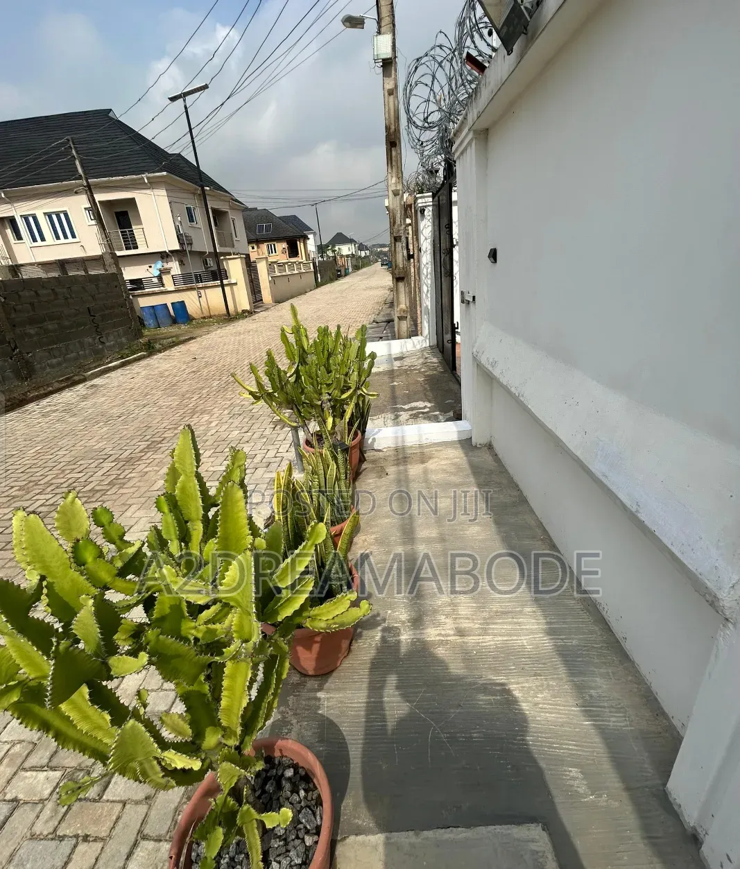 Furnished 8bdrm Duplex in Opic, Isheri North for sale in Isheri North