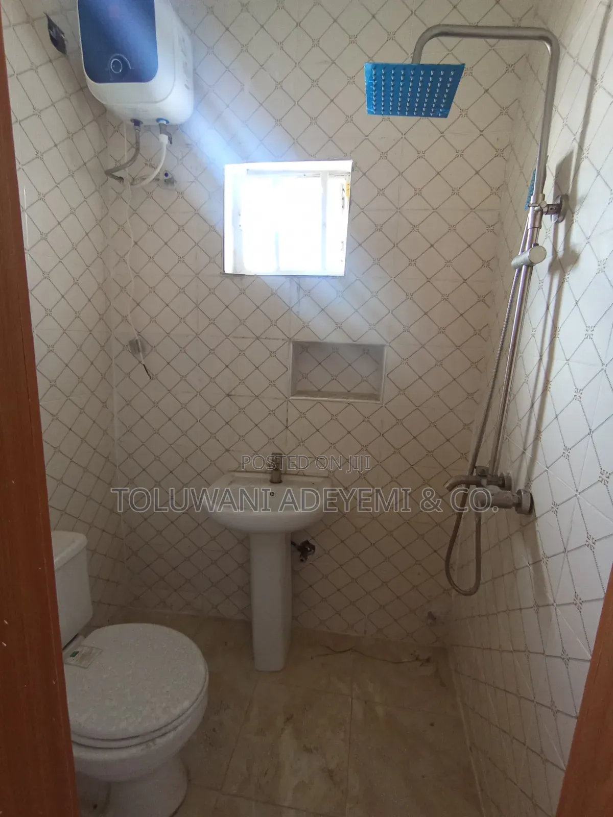 2bdrm Duplex in Ajah, Off Lekki-Epe Expressway for sale in Off Lekki-Epe Expressway