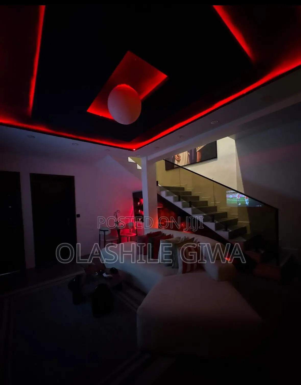2bedroom With Redroom in Ikate
