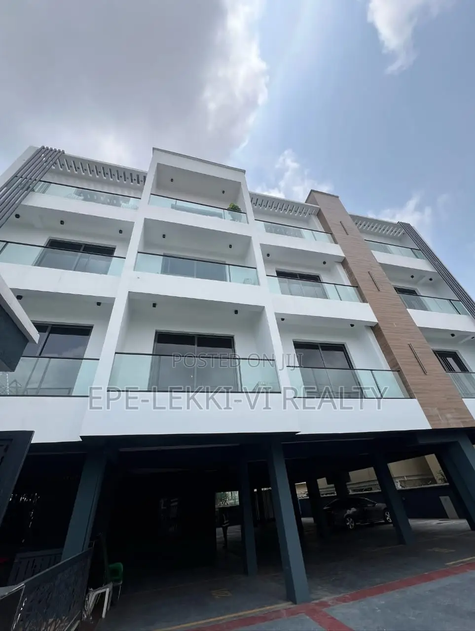 2bdrm Block of Flats in Lekki Phase 1 for sale in Lekki Phase 1