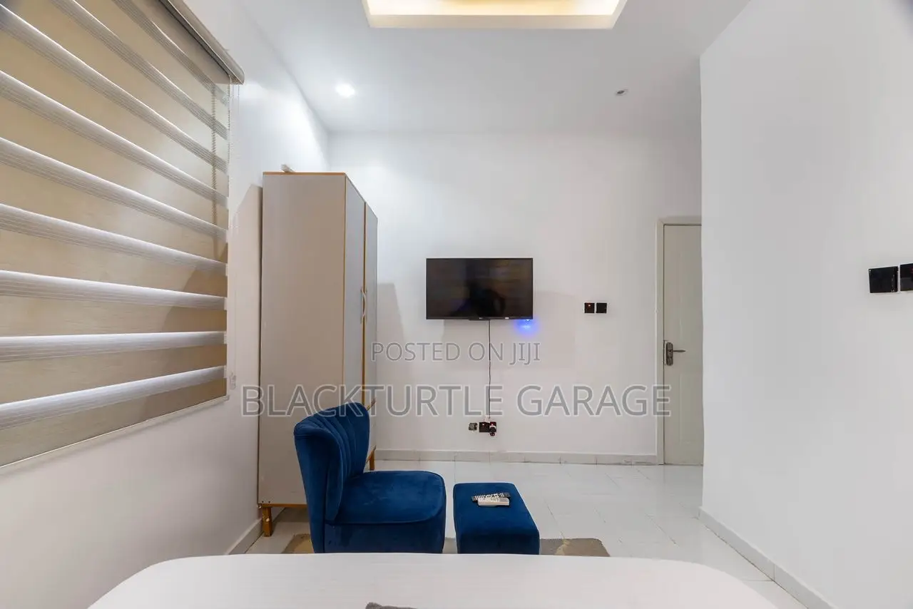2 Bedroom Shortlet Apartment in Lekki