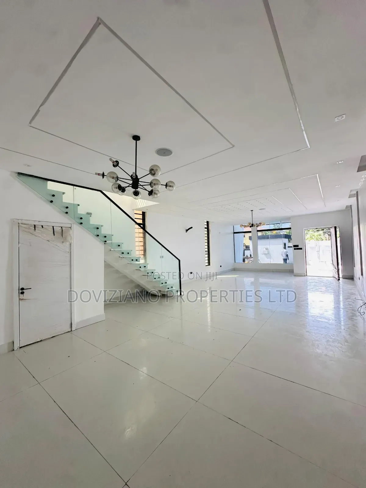 5bdrm Duplex in Ikate for sale in Ikate