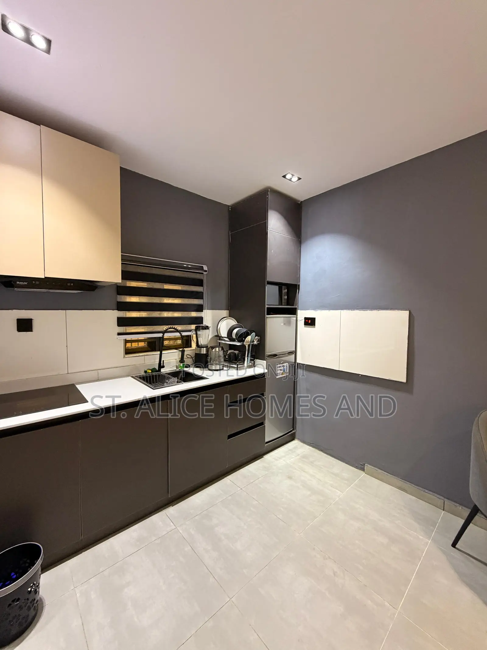 L&L Urban Suites Us11 1 Bedroom Apartment In Surulere, Lagos in Ojuelegba