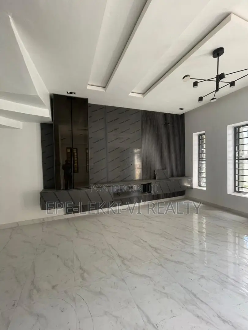 4bdrm Duplex in Lekki for rent in Lekki