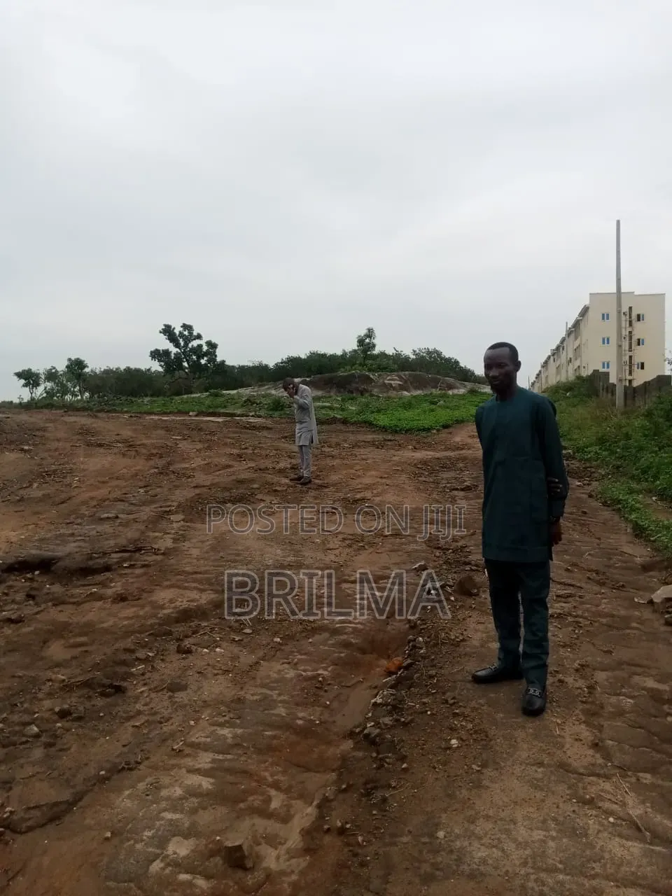 Distress Sale ! 250 SQM of Land in Karsana for Sale in Karsana