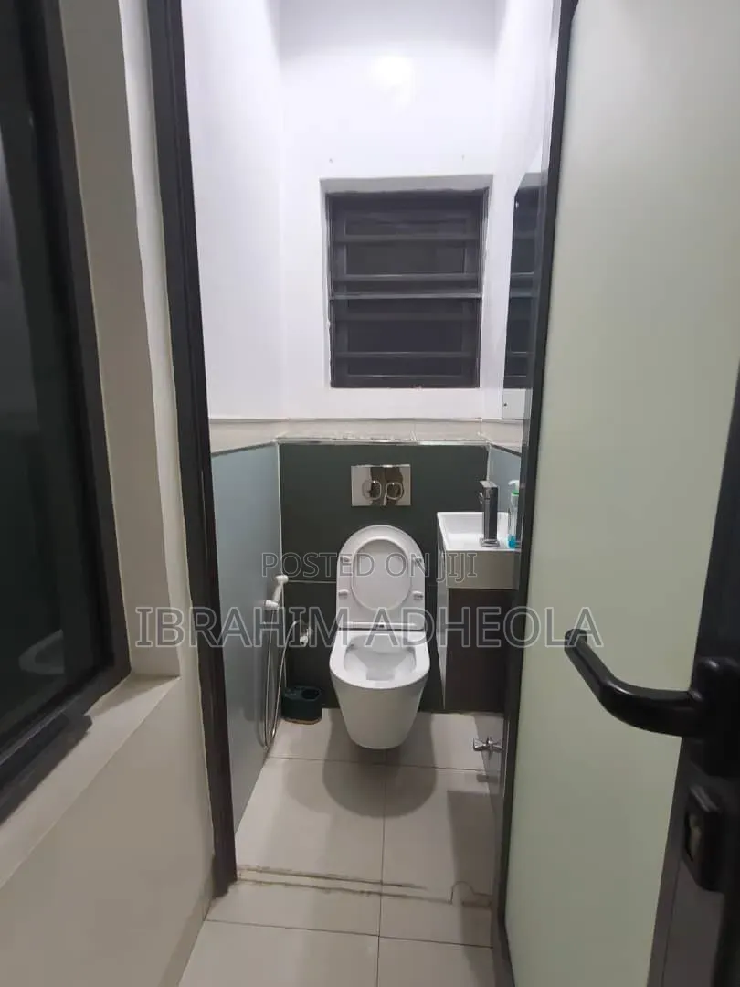 3bdrm Duplex in Ajao Estate, Anthony Village for rent in Anthony Village