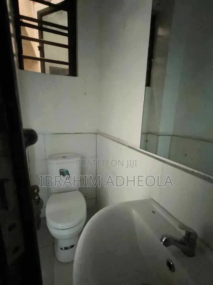 3bdrm Duplex in Ajao Estate, Anthony Village for rent in Anthony Village