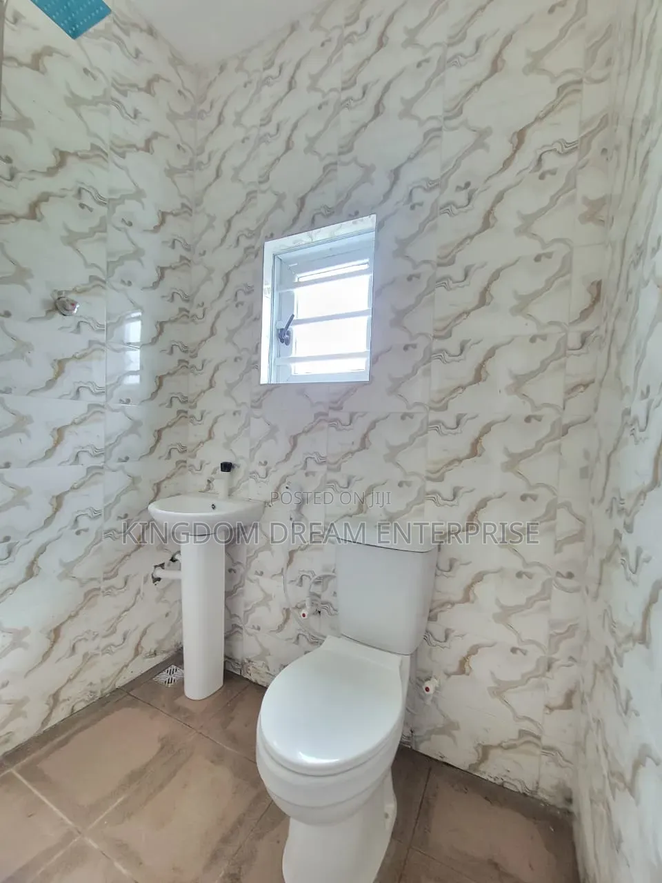 3bdrm Block of Flats in Surulere Lagos, Masha for sale in Masha