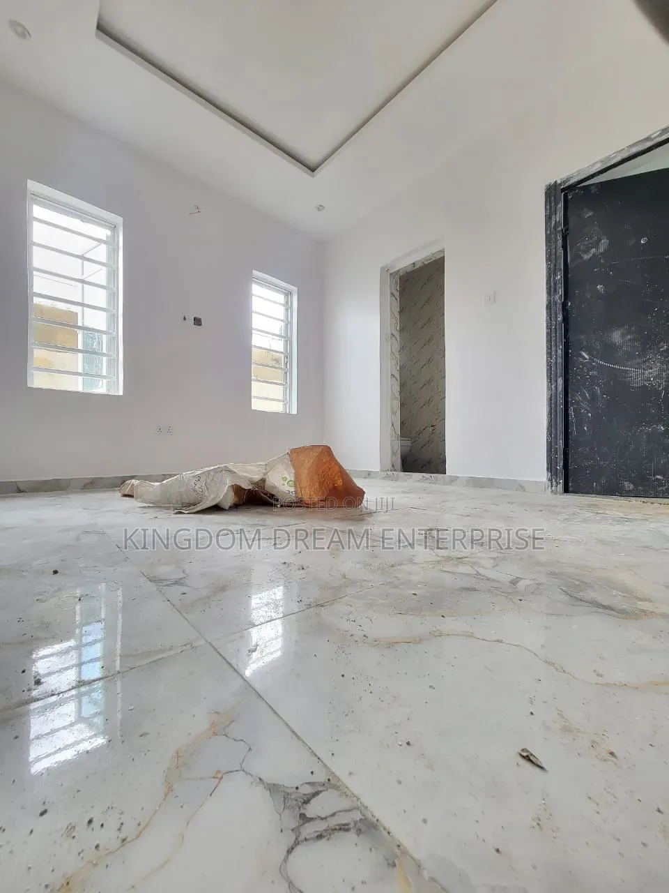 3bdrm Block of Flats in Surulere Lagos, Masha for sale in Masha