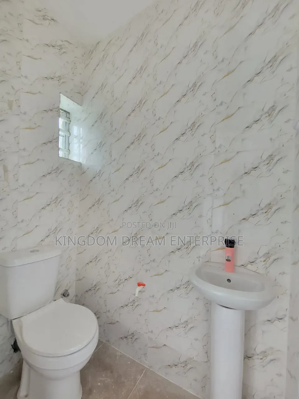 3bdrm Block of Flats in Surulere Lagos, Masha for sale in Masha