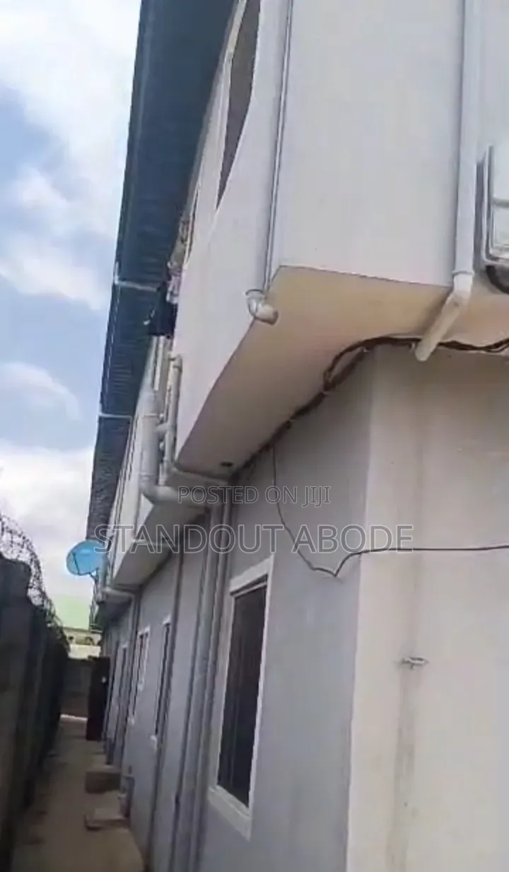 2bdrm Block of Flats in Good Location, Igando / Ikotun/Igando for sale in Igando / Ikotun/Igando