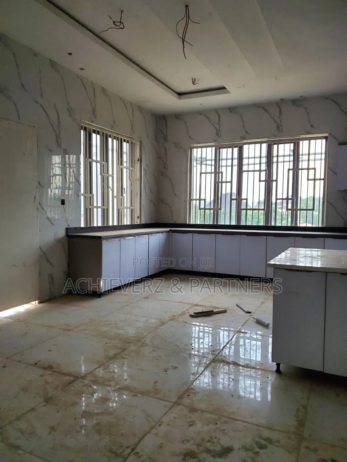 10bdrm Mansion in Maitama for sale in Maitama