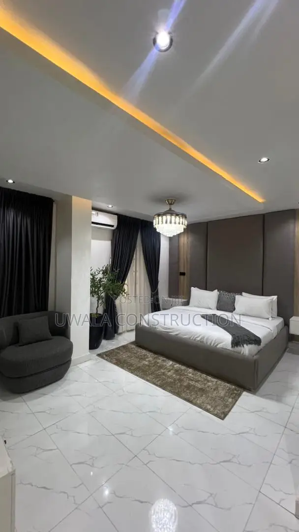 Ultra-Luxury Smart 4-Br Short-Let With Starlink Ps5 – Kado, Abuja in Kado