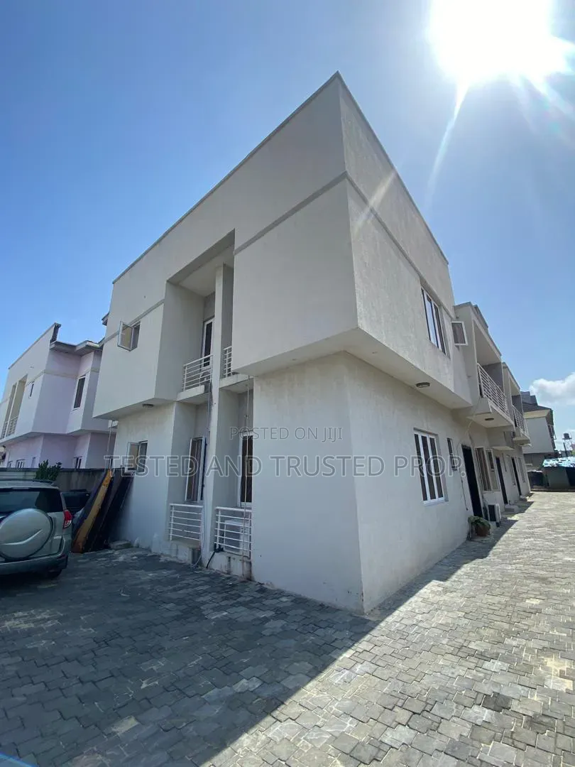 3bdrm Apartment in Off Tf Kuboye Road, Lekki Phase 1 for rent in Lekki Phase 1