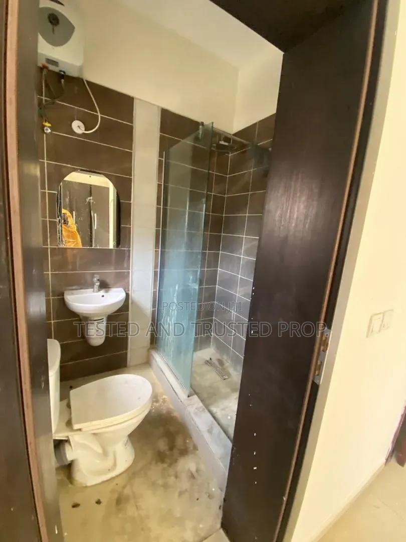3bdrm Apartment in Off Tf Kuboye Road, Lekki Phase 1 for rent in Lekki Phase 1