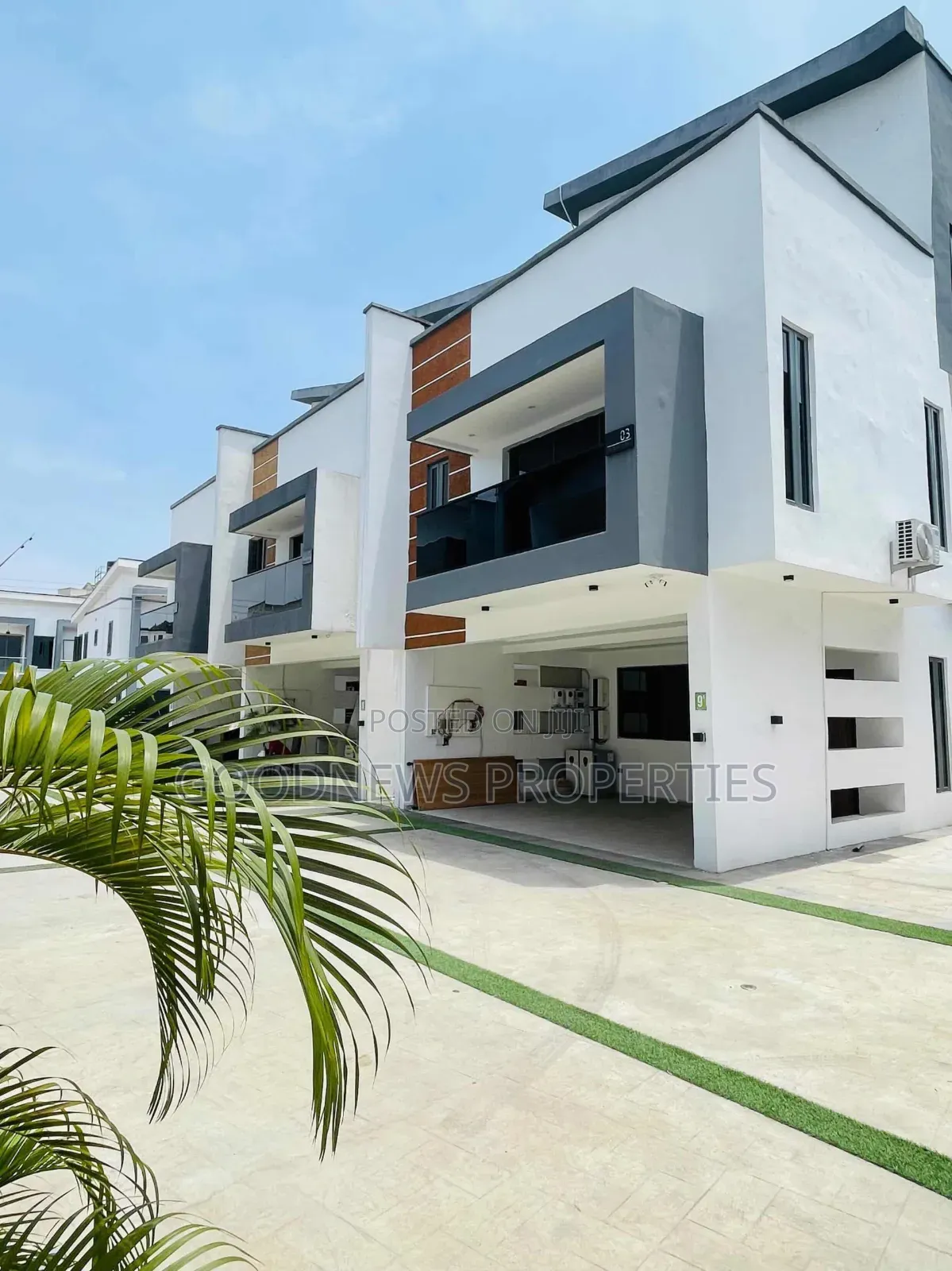 Furnished 4bdrm Duplex in Chevron Lekki Lagos for sale in Chevron