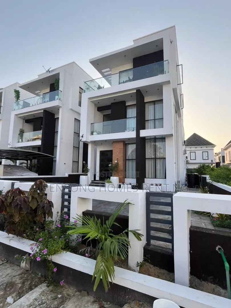 Furnished 5bdrm Duplex in Lekki County Estate, Ikota for rent in Ikota