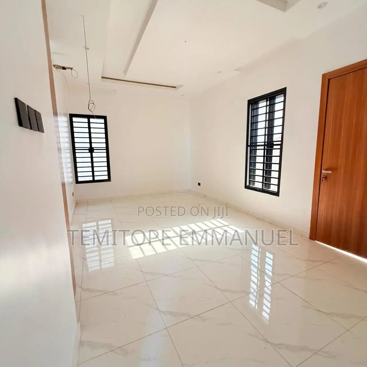 Furnished 5bdrm Duplex in Omole Phase 1 for sale in Omole Phase 1