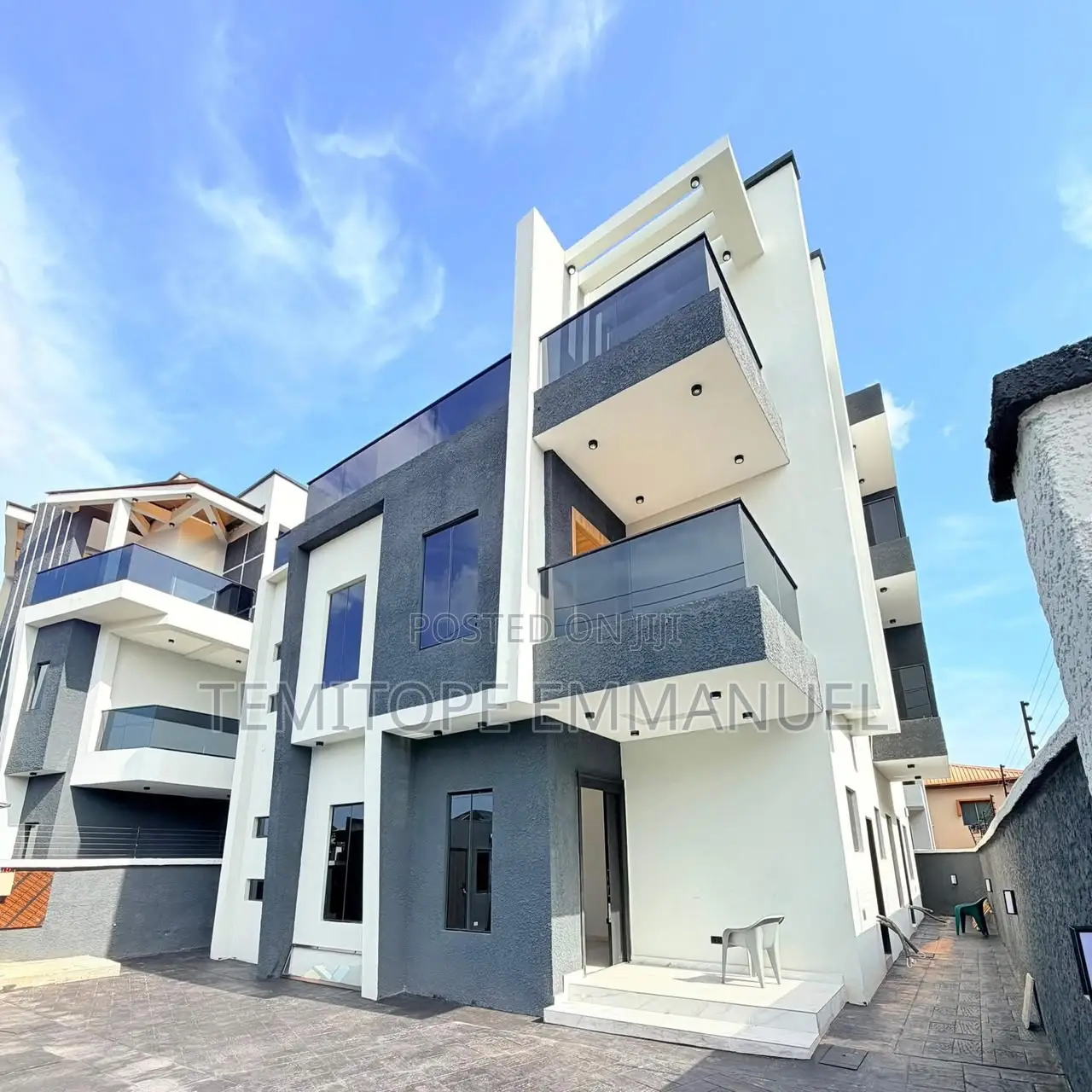 Furnished 5bdrm Duplex in Omole Phase 1 for sale in Omole Phase 1