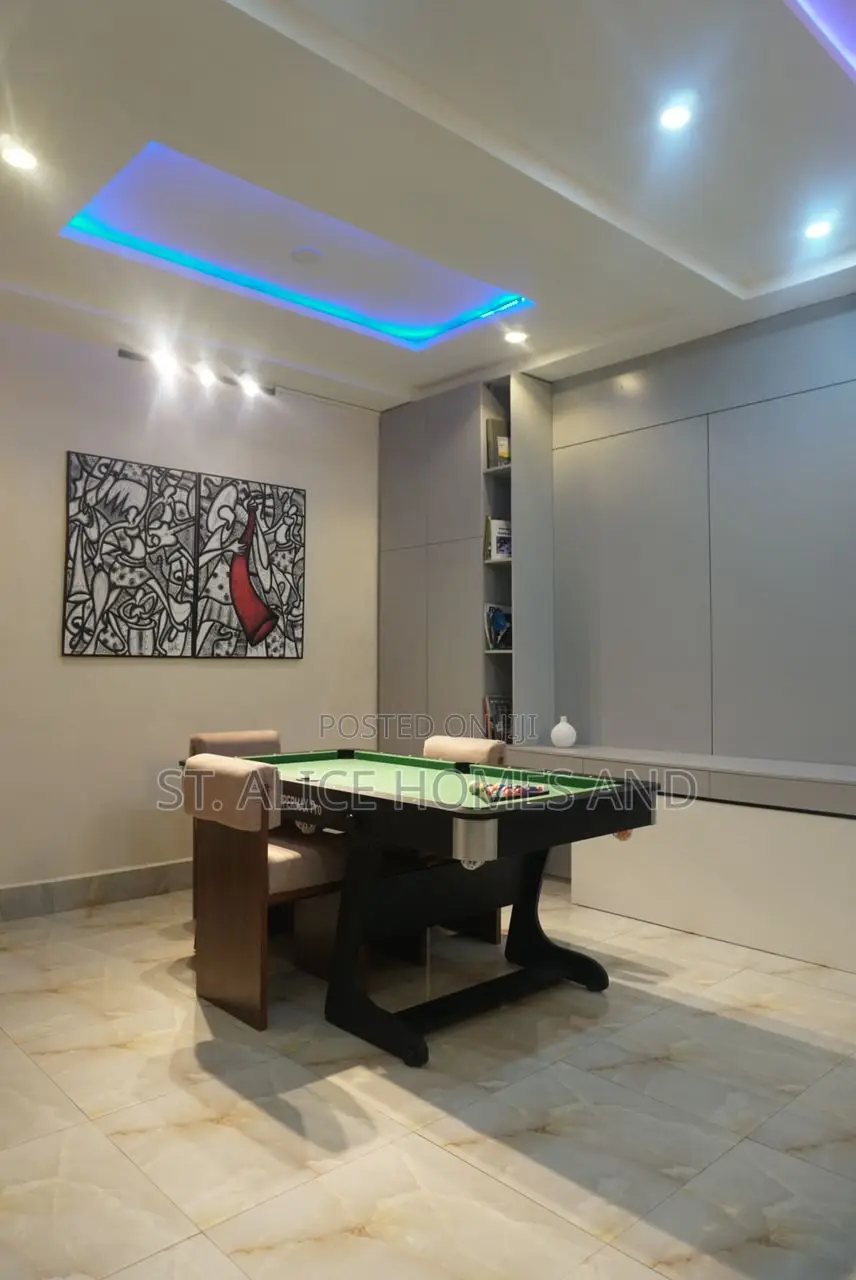 Femicadence 3 Bedroom With Balcony In Old Bodija, Ibadan, Oyo in Old Bodija