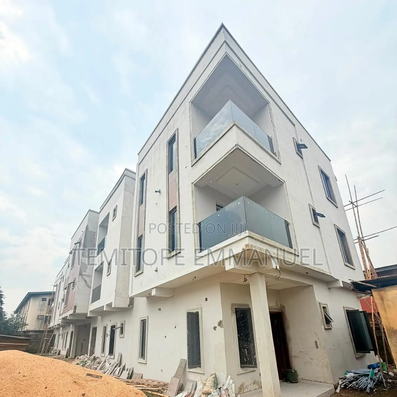 Furnished 3bdrm Apartment in Agege for sale in Agege
