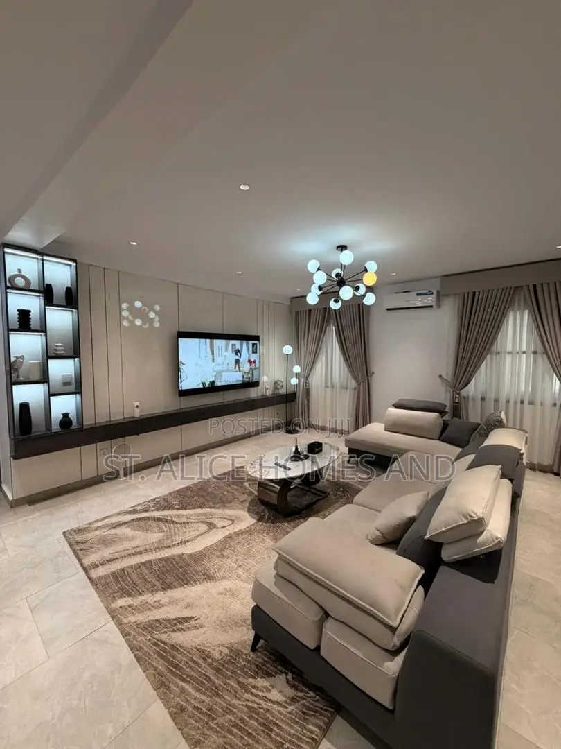 2 Bedroom With Private Cinema In Gra, Jericho, Ibadan, Oyo in Jericho