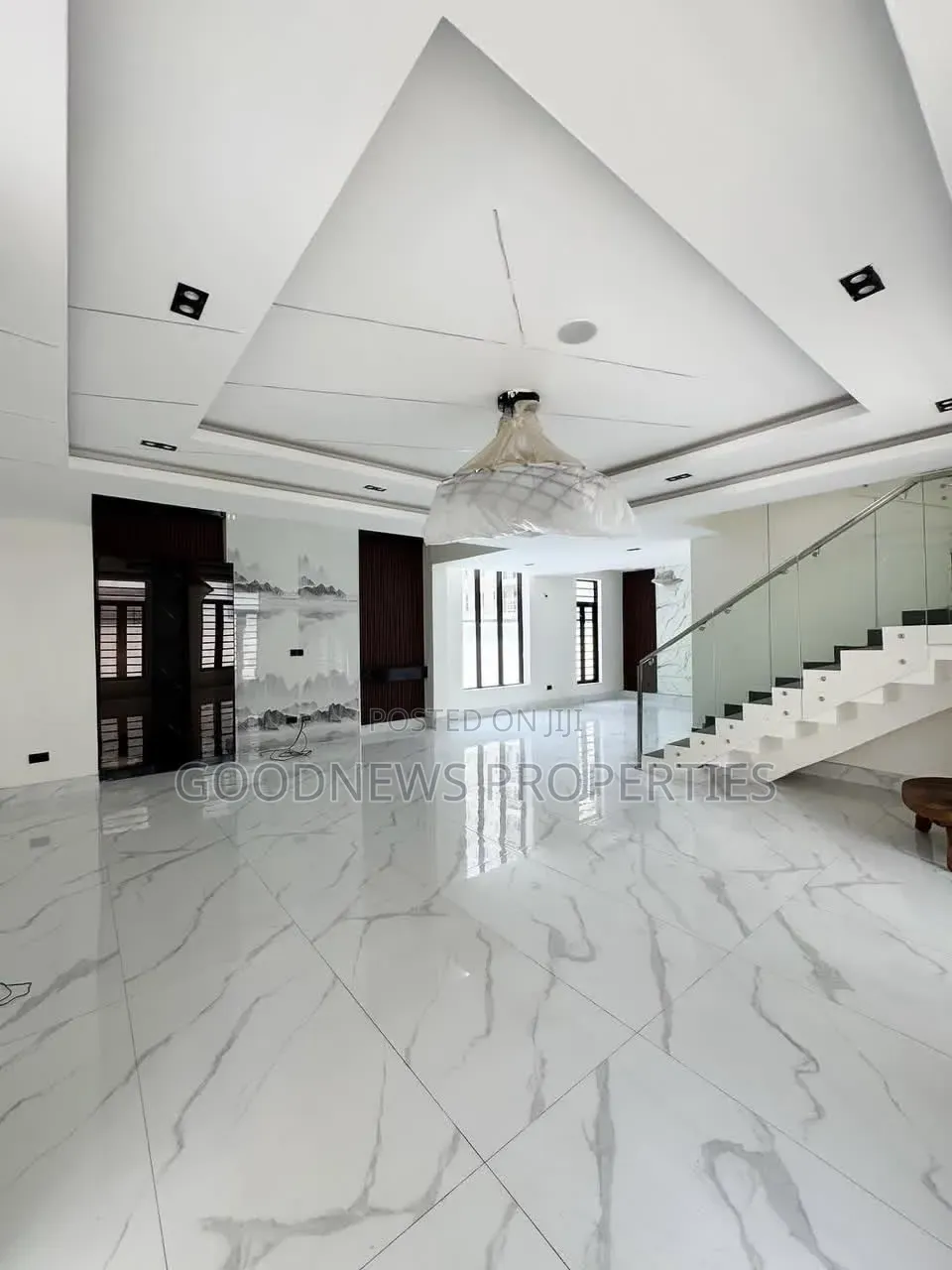 4bdrm Duplex in Lekki Phase 1 for sale in Lekki Phase 1